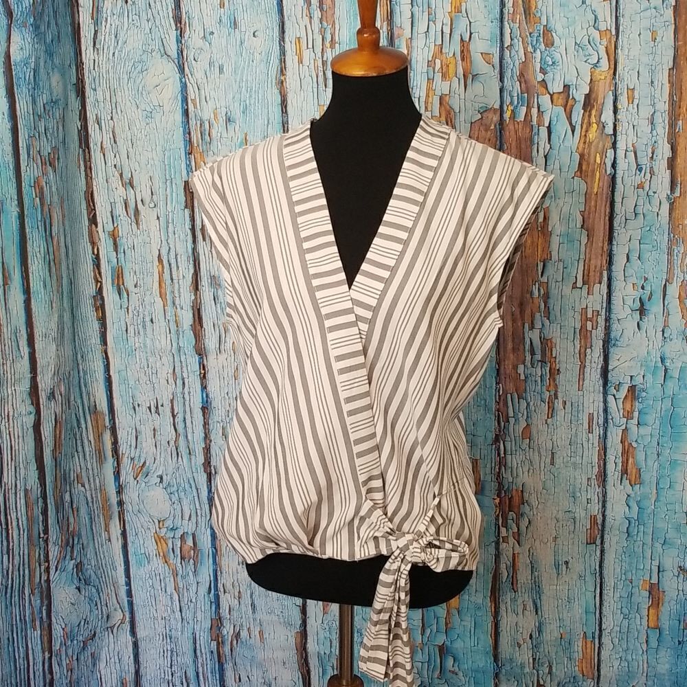 Fab'rik Sleeveless Striped Top